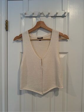 Dynamite Cream Knit V-Neck Sleeveless Tank